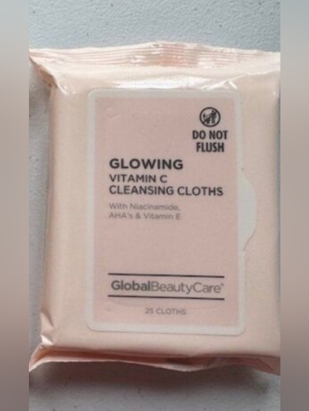 GlobalBeautyCare Glowing Vitamin C Cleansing Cloths — Soft Peach Pack